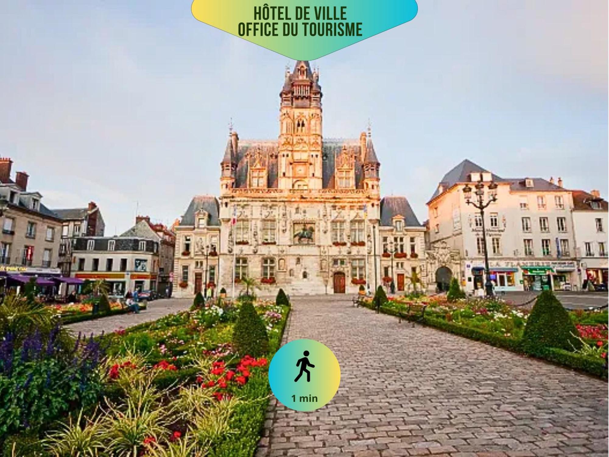 Le Corneille - Ideal Pros & Couples - Centre Historique - Chateau 5Min - Gare 10Min - Au Calme - Fibre Compiegne Bagian luar foto
